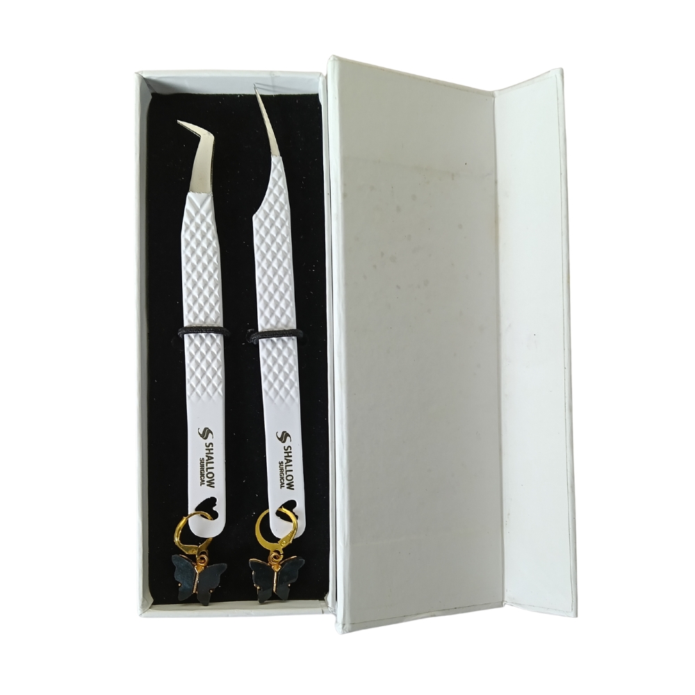 Set de 2 Pinzas Premium con Charm “Mariposa” – Edición Especial Shallow Surgical